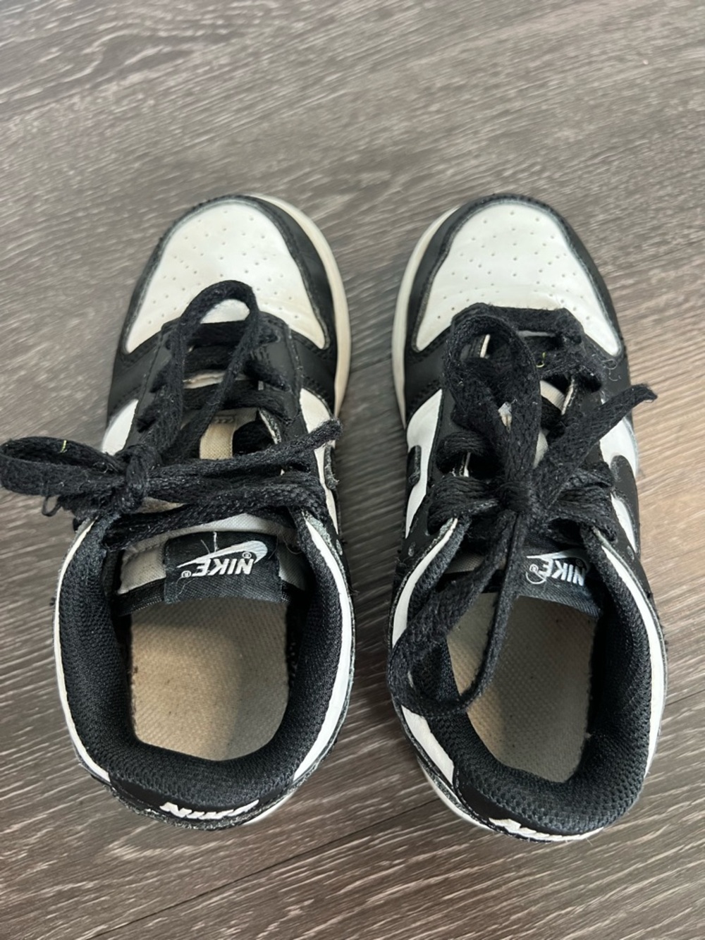Nike Kids Dunk Low Retro "Panda" - Picture 6 of 8
